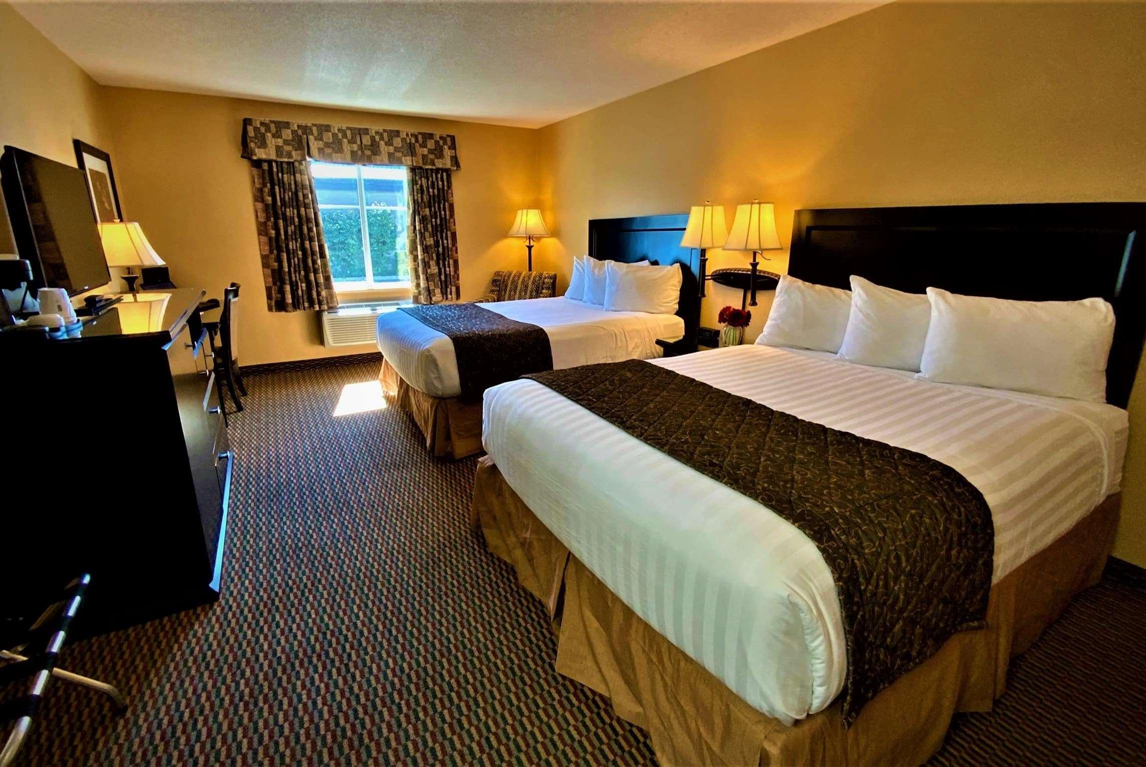 Ramada By Wyndham Surrey/Langley Hotell Eksteriør bilde