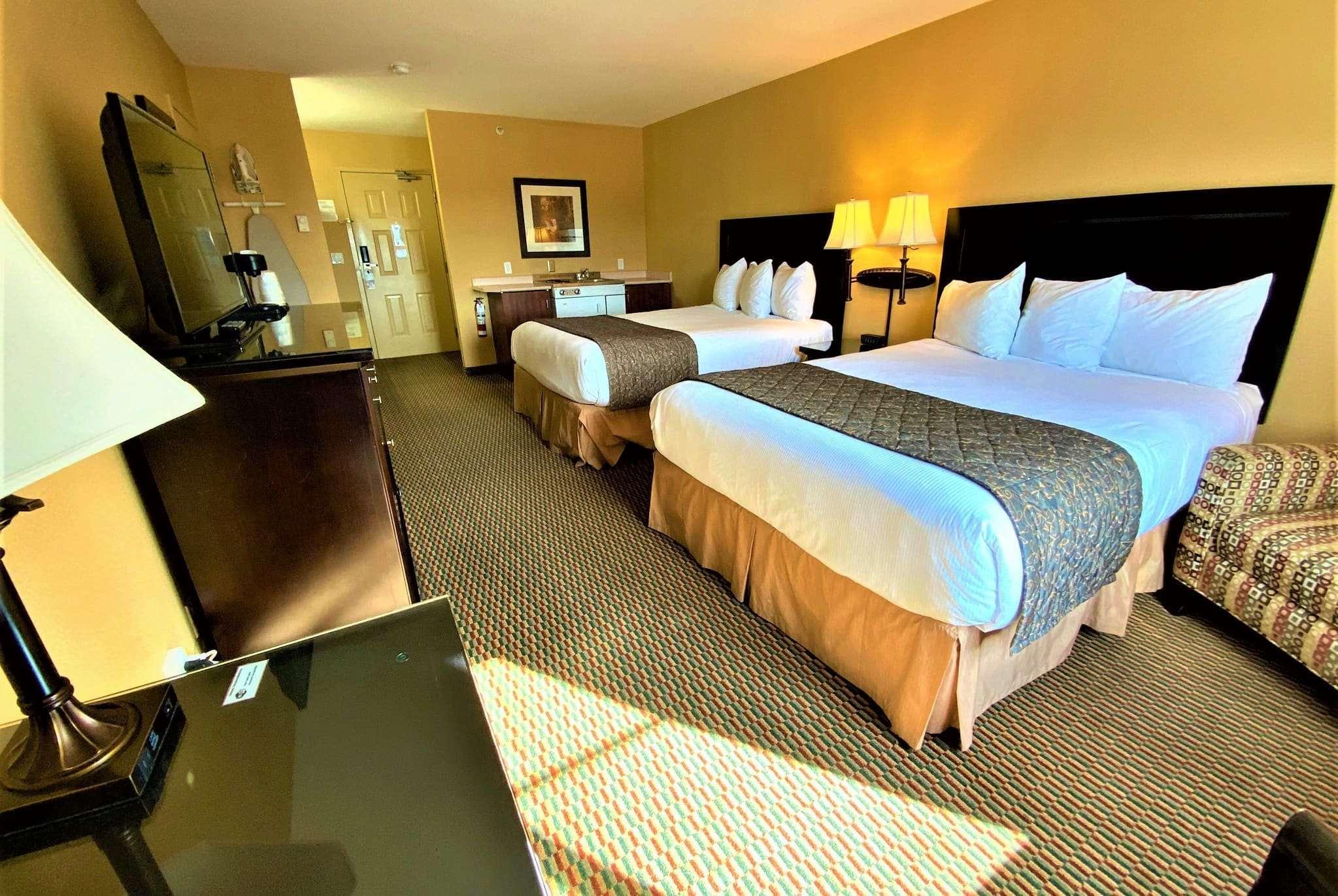 Ramada By Wyndham Surrey/Langley Hotell Eksteriør bilde